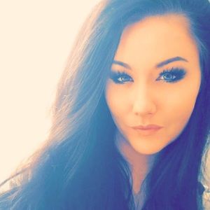 Meet your Posher, Angelleah